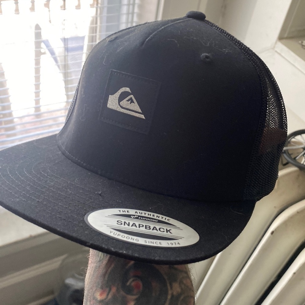 Quicksilver surf trucker